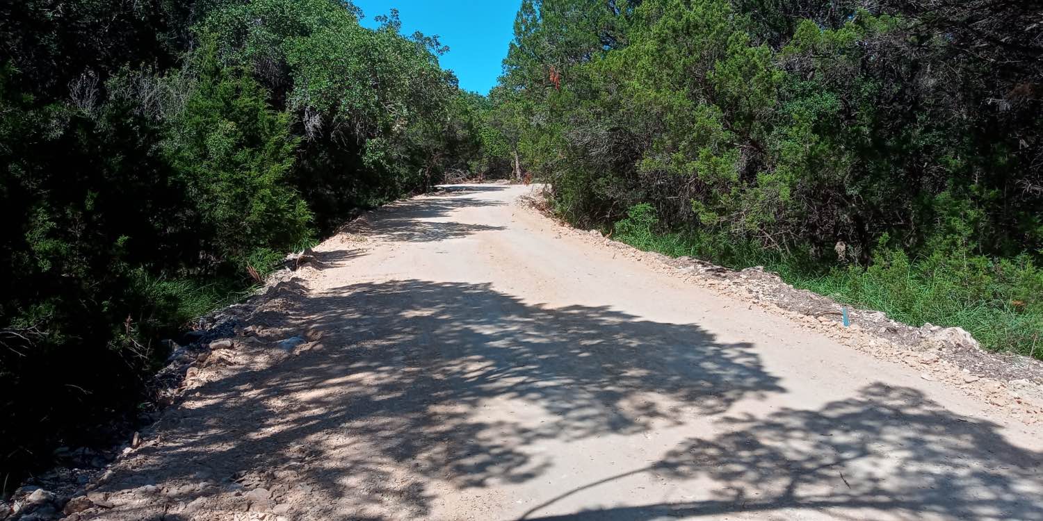 Uphill trail that connects to the first switchback from the Rim—Photo: SRR