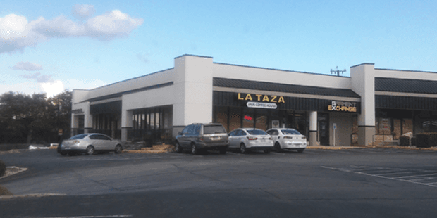 La Taza Java store front at Brook Hollow